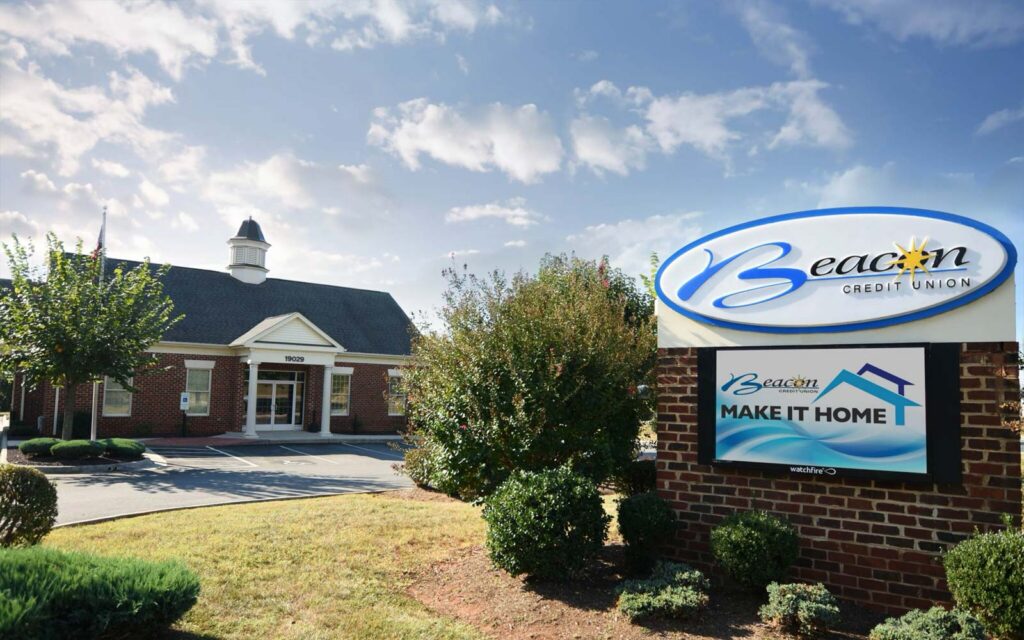 Forest Road branch exterior and sign